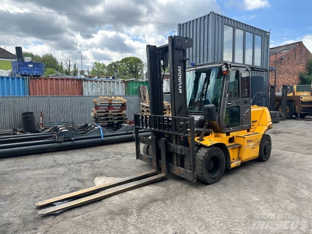 Hyundai 70 D-9 Diesel Forklifts
