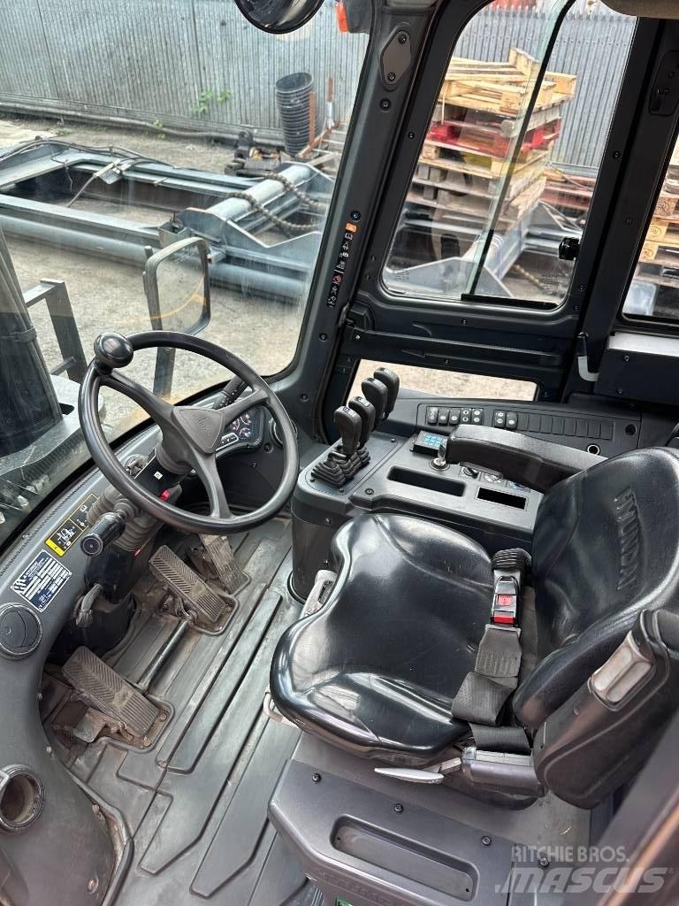 Hyundai 70 D-9 Diesel Forklifts