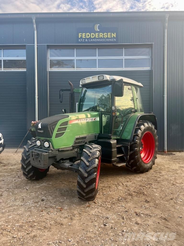 Fendt 312 Vario Tractors