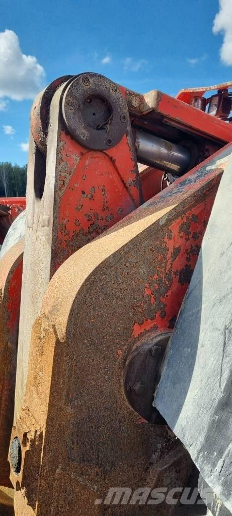 Sandvik LH 410 Mining Loaders