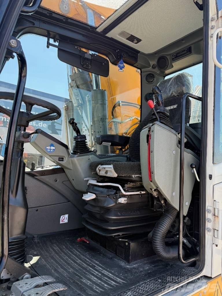 Liebherr LH 24 M Waste / Industry Handlers