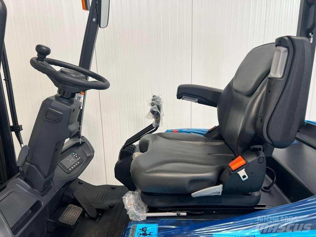 Bobcat B35NS Electric Forklifts
