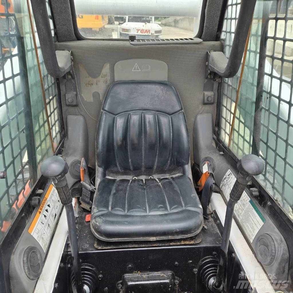 Bobcat S 300 Skid Steer Loaders