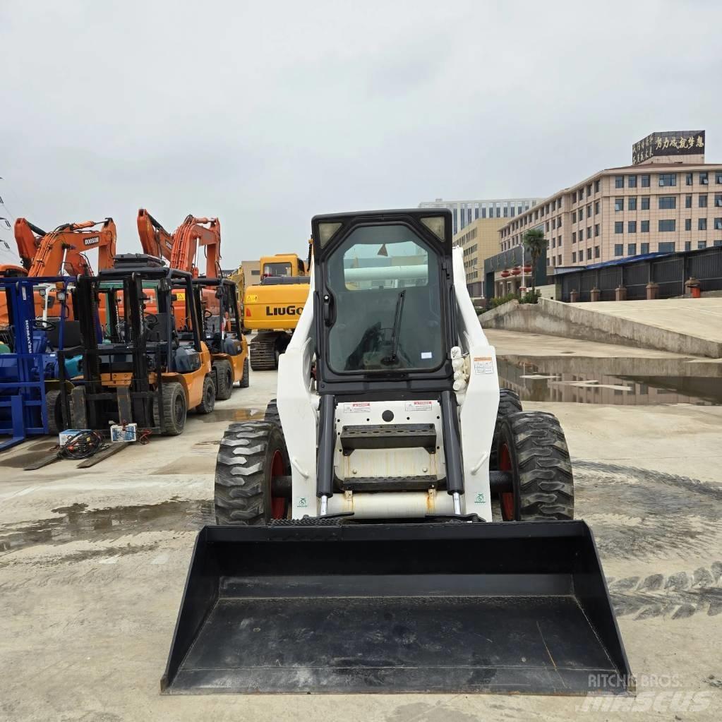 Bobcat S 300 Skid Steer Loaders
