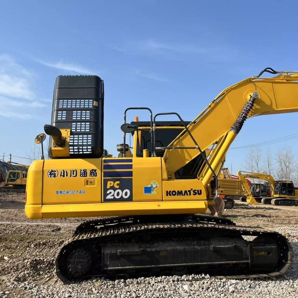 Komatsu PC 200 Crawler Excavators
