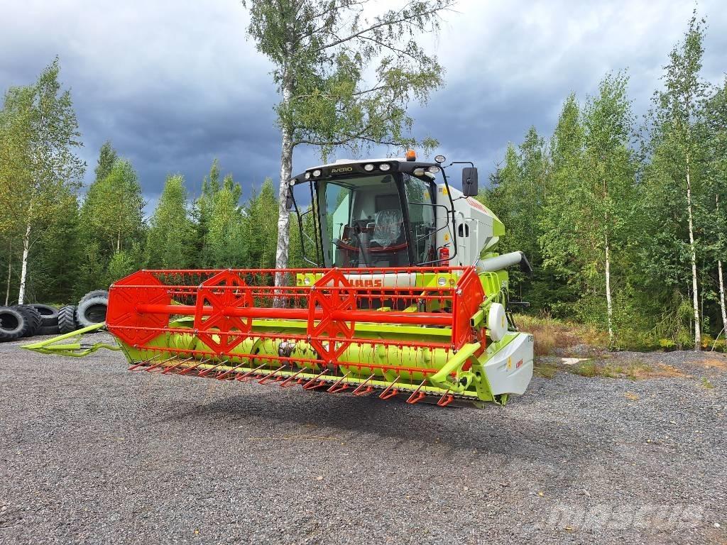 CLAAS Avero 240 Combine Harvesters