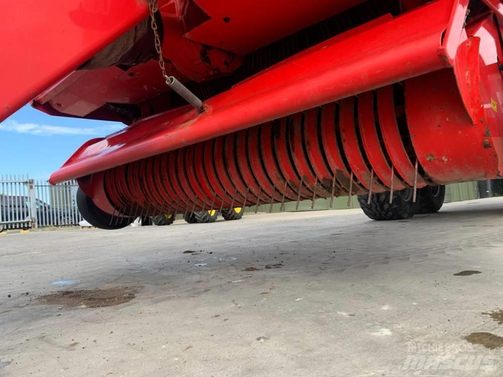 Pöttinger Faro 8000 Speciality Trailers