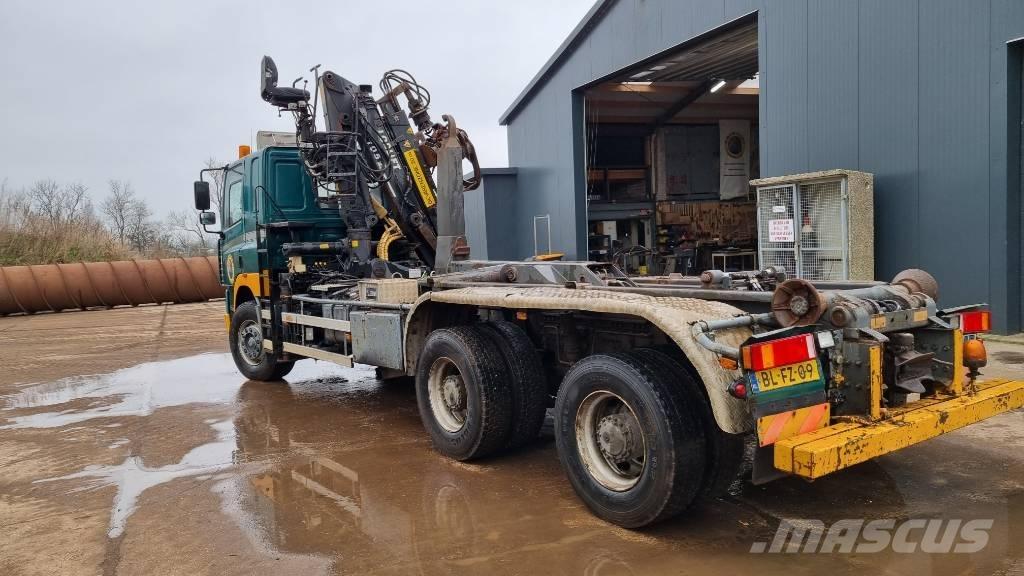 Ginaf M 3232-S Hook lift trucks