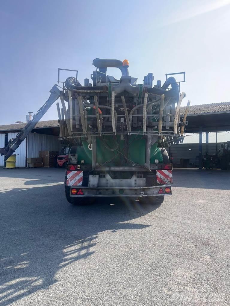 Samson PG 25 Manure spreaders
