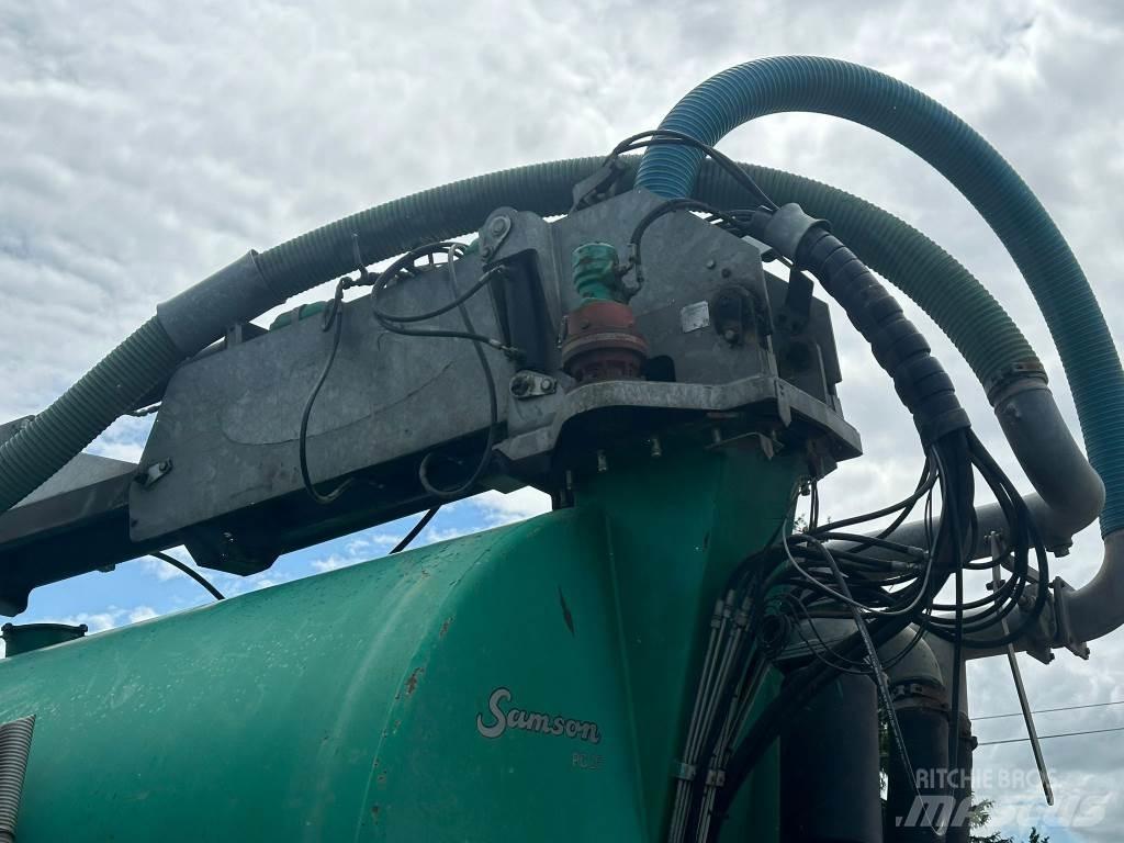 Samson PG 25 Manure spreaders