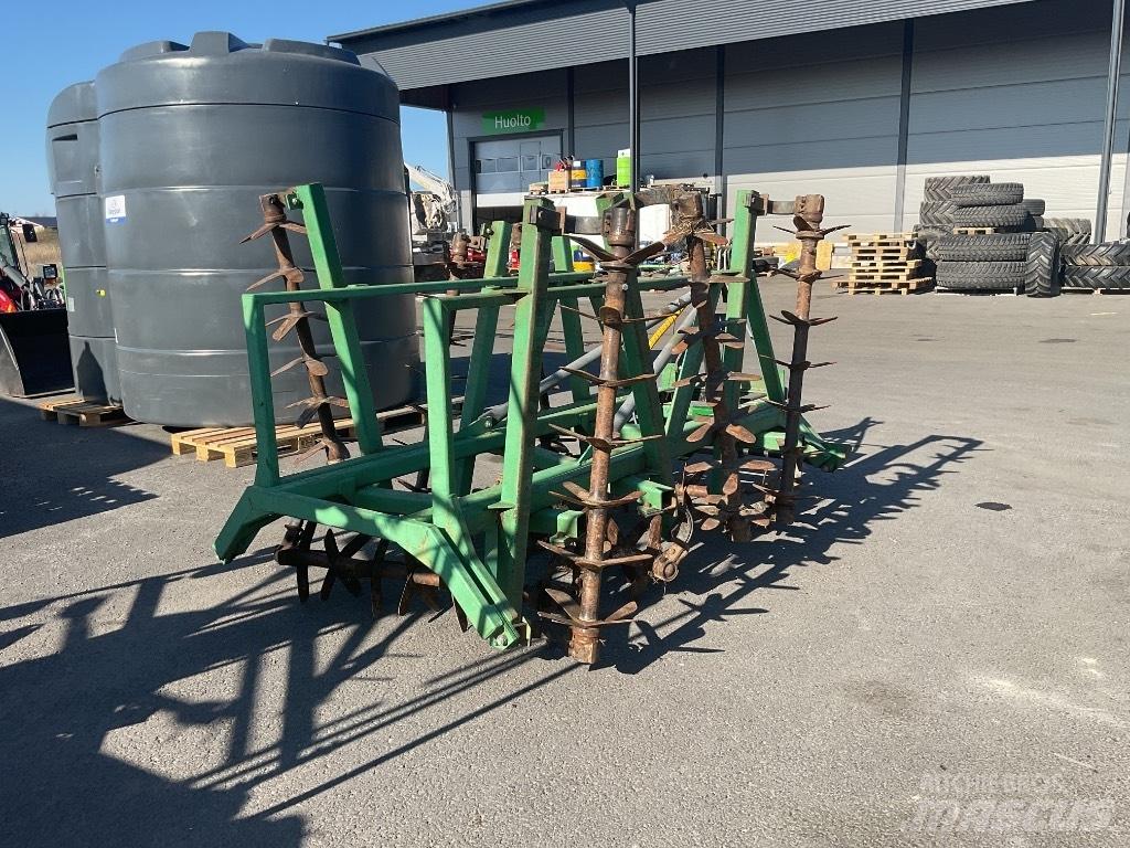Kronos 4200 Harrows