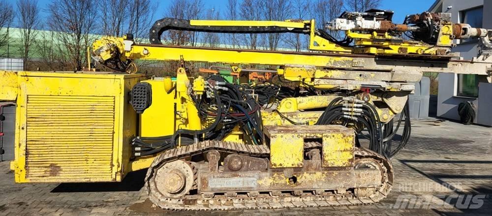 Klemm KR806-3D Piling rigs