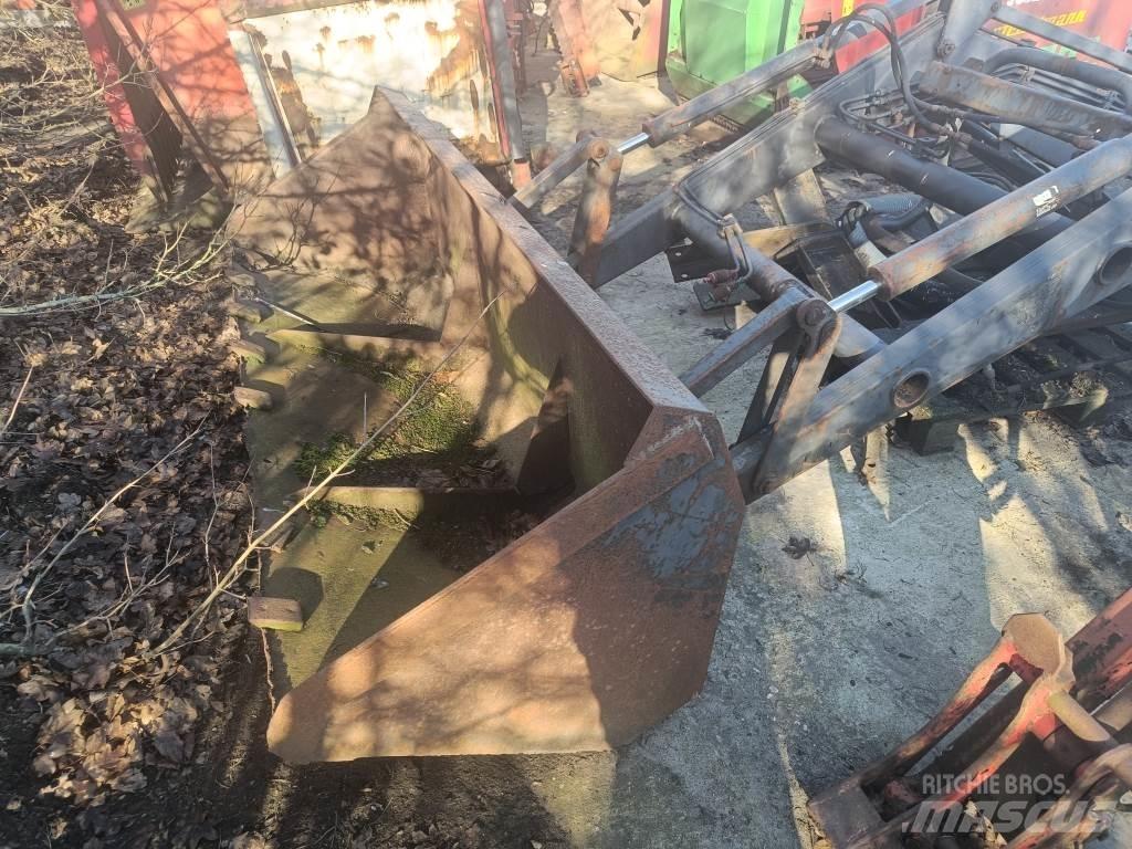 Mailleux TN750A Front Loaders