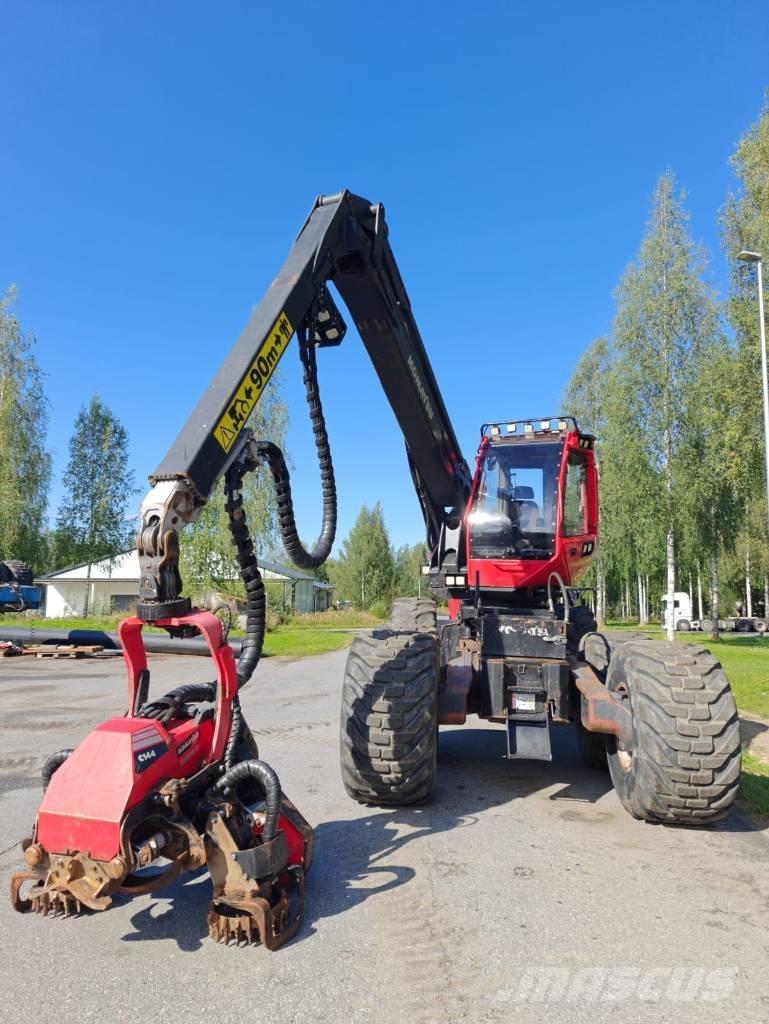 Komatsu 951 Harvesters