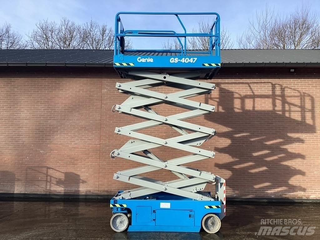 Genie GS4047 Scissor Lifts