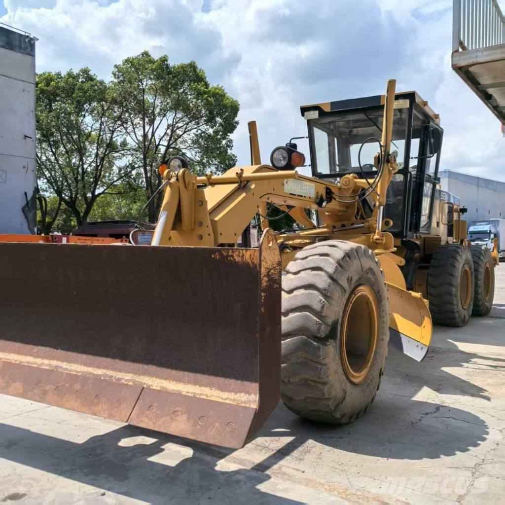 SEM 919 Motor Graders