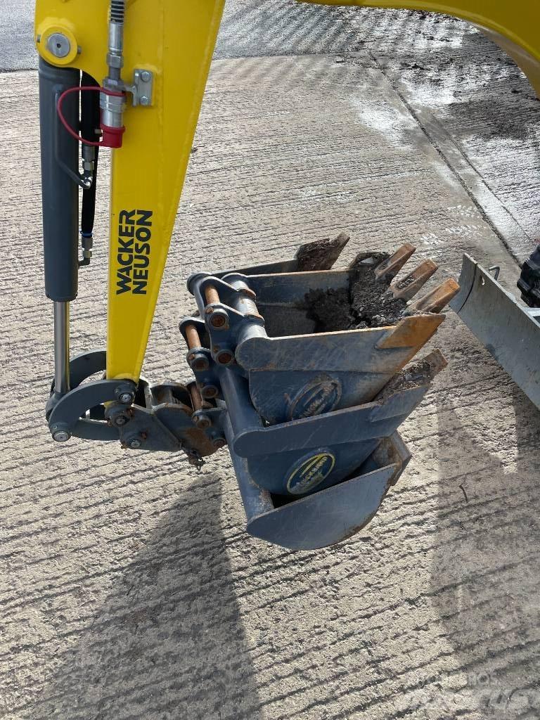 Wacker Neuson 803 Mini Excavators <7t (Mini Diggers)