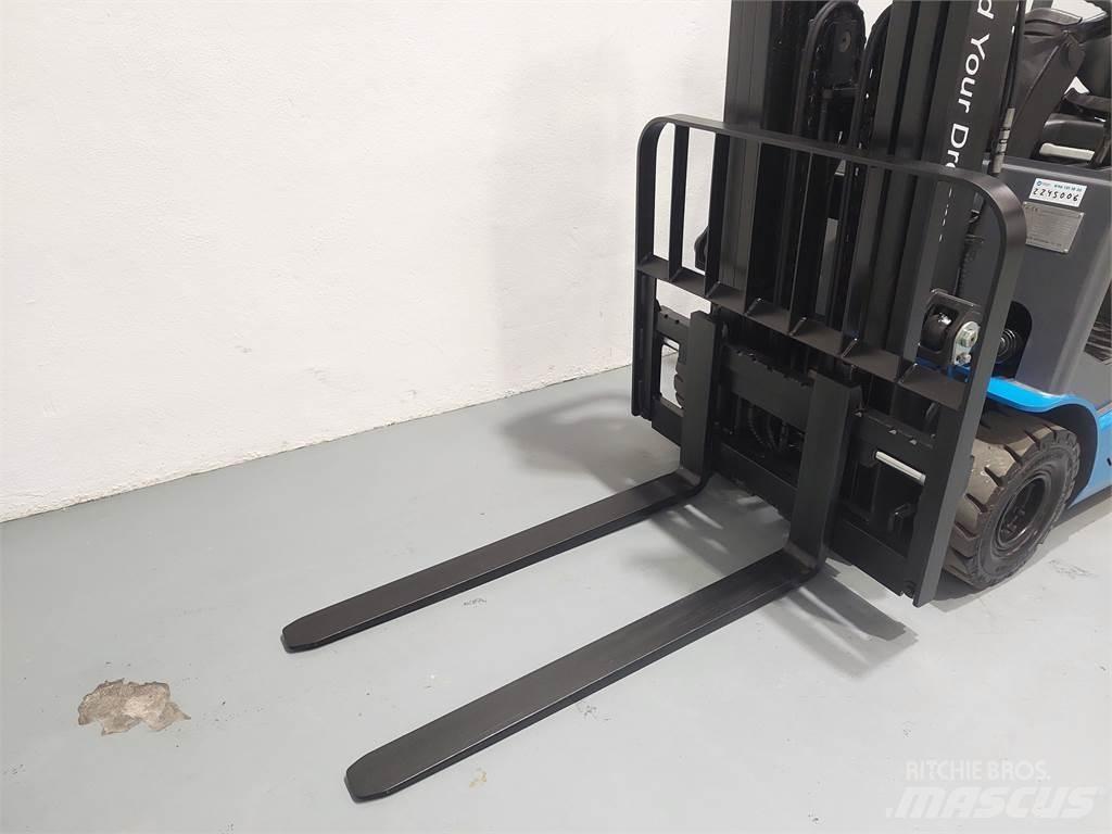  ECB18C Electric Forklifts