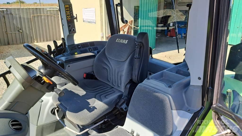 CLAAS Arion 450 CIS Tractors