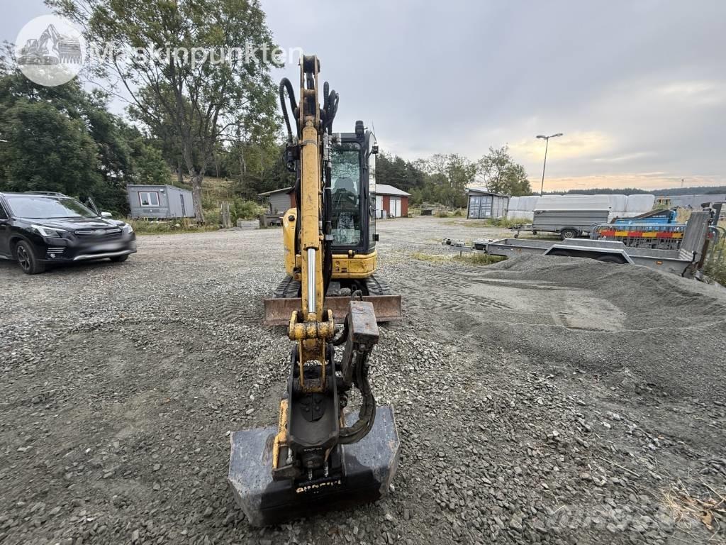 Komatsu PC 26 MR Mini Excavators <7t (Mini Diggers)