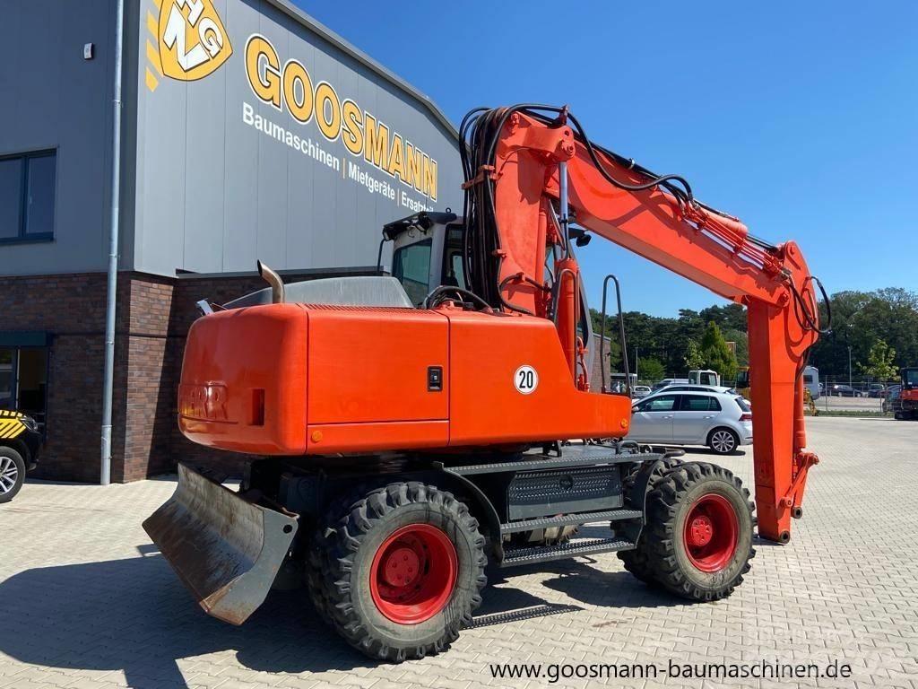 Liebherr A 900 C Wheeled Excavators