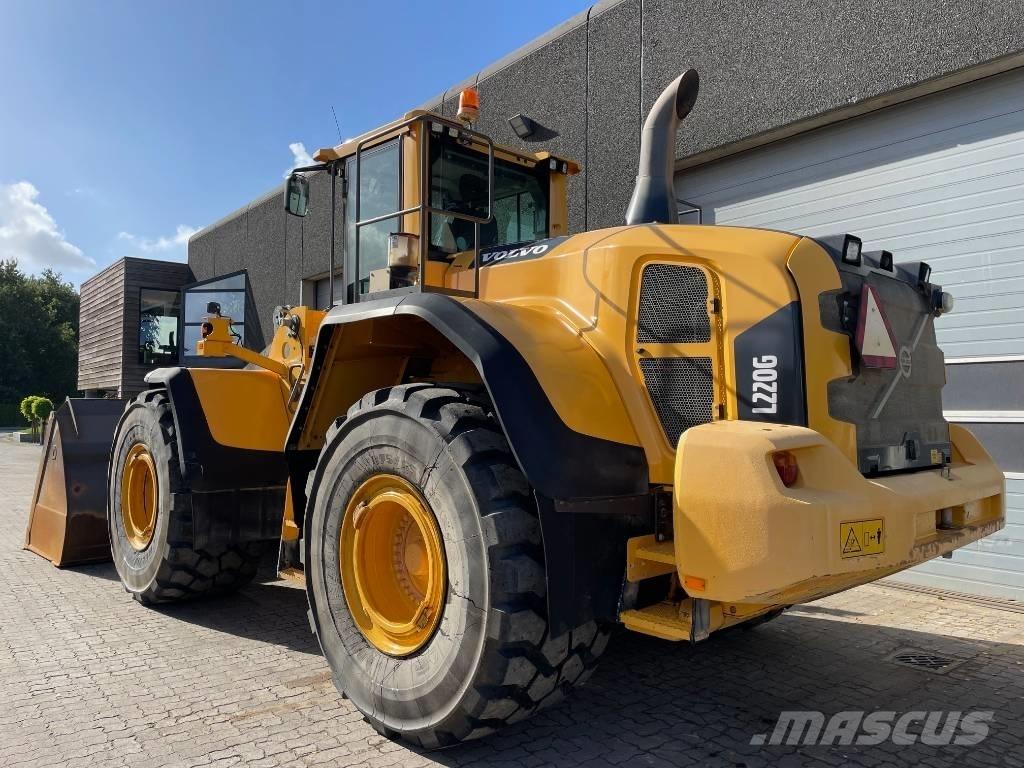 Volvo L220G Wheel Loaders