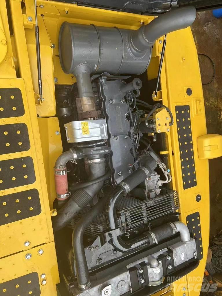 Komatsu PC 200-7L Crawler Excavators