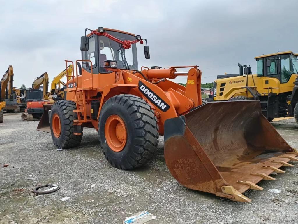 Doosan DL505 Wheel Loaders
