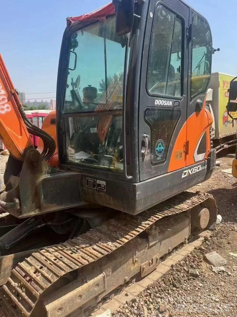 Doosan DX 60 Mini Excavators <7t (Mini Diggers)