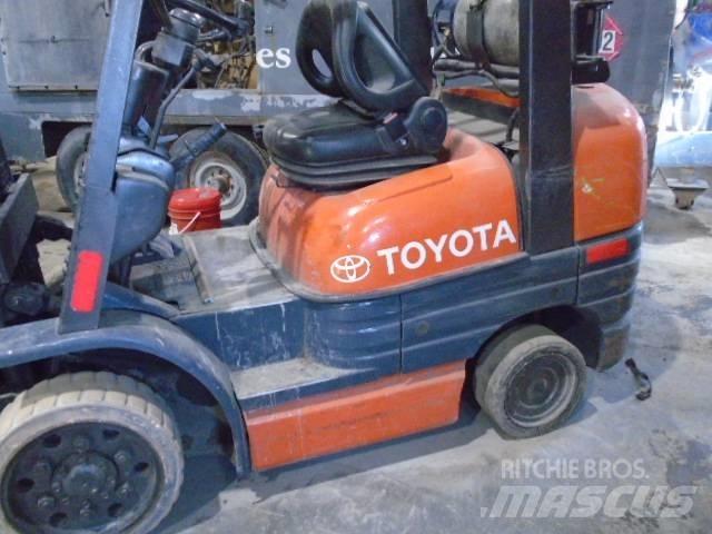 Toyota 52-6 FG U 30 Rough Terrain Trucks