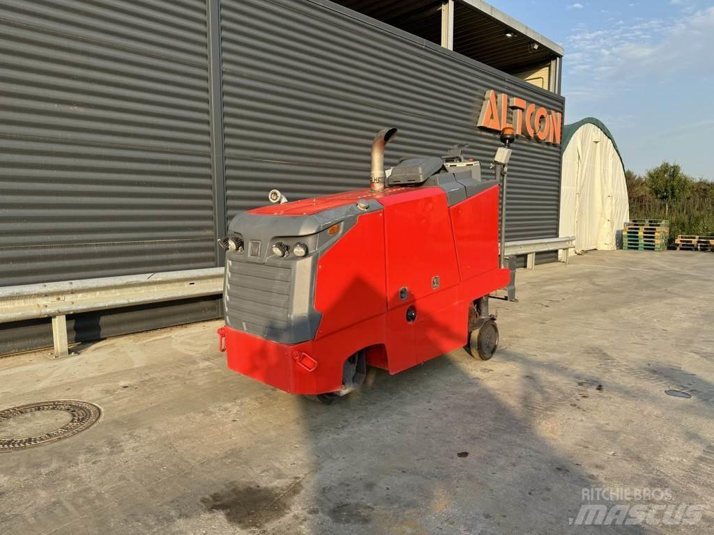 Wirtgen W 35 RI Asphalt cold milling machines