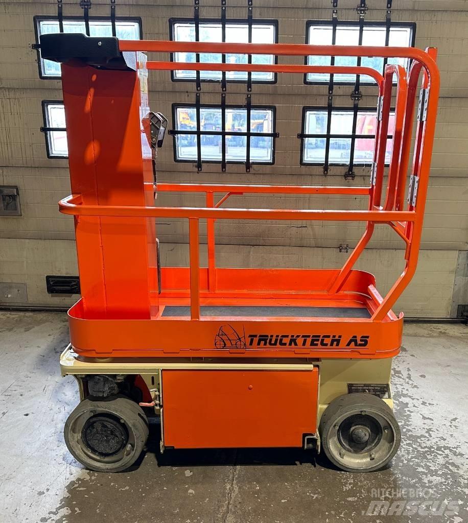 JLG 1230 ES Scissor Lifts