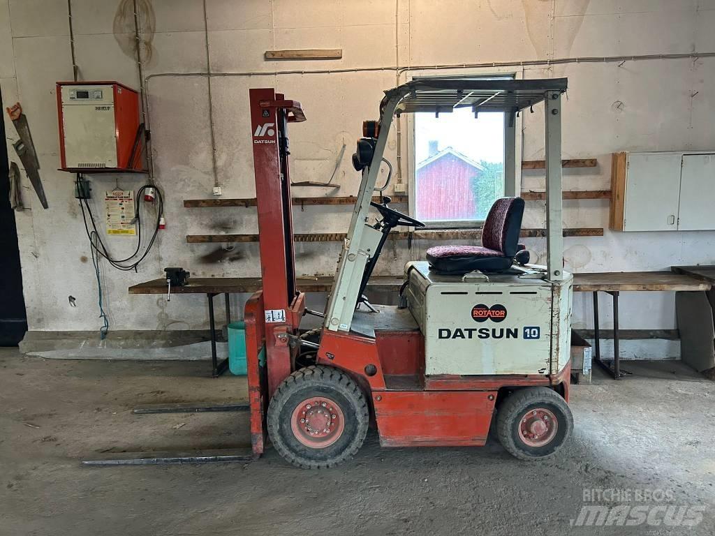 Datsun 10 Electric Forklifts