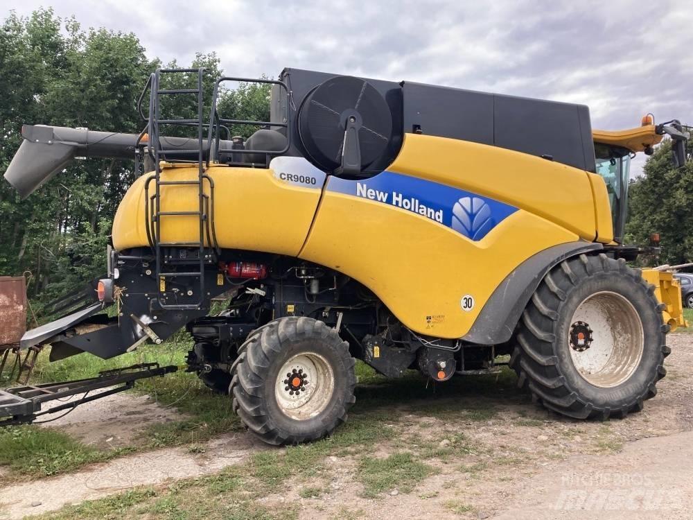New Holland CR 9080 Combine Harvesters