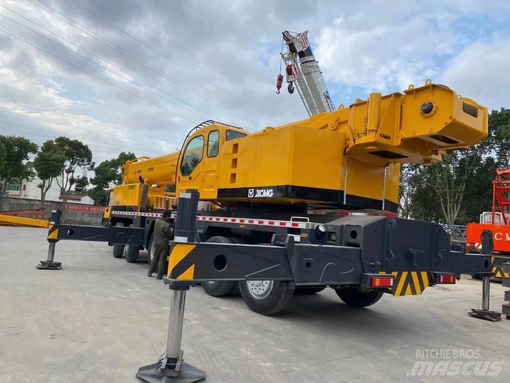 XCMG QY100K Mobile and all terrain cranes