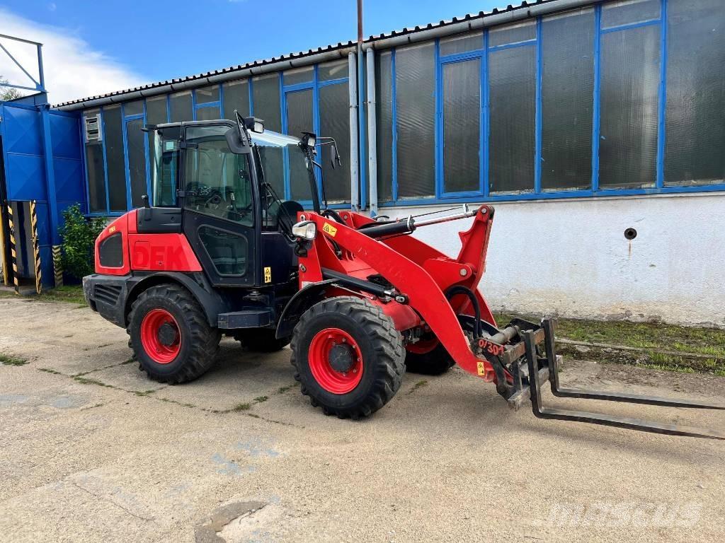 Kubota R082 Wheel Loaders