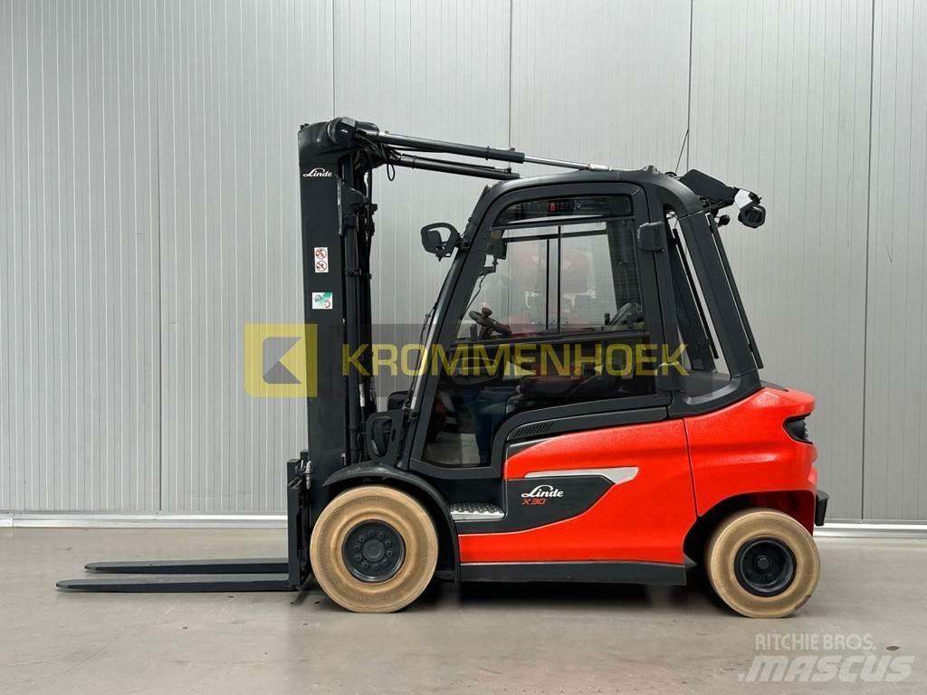 Linde X 30 Electric Forklifts