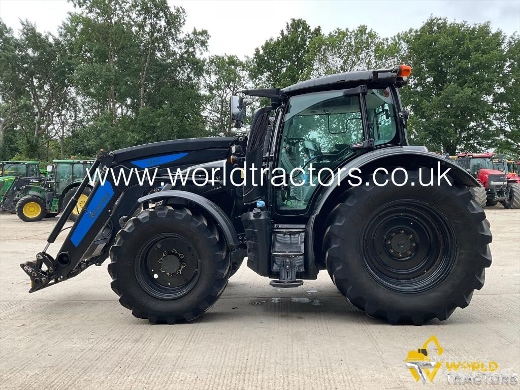 Valtra N 174 Tractors