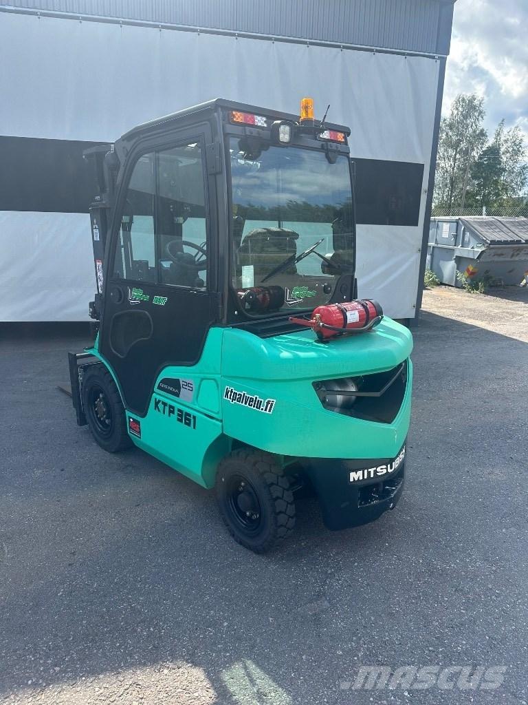 Mitsubishi FD 25 N Diesel Forklifts