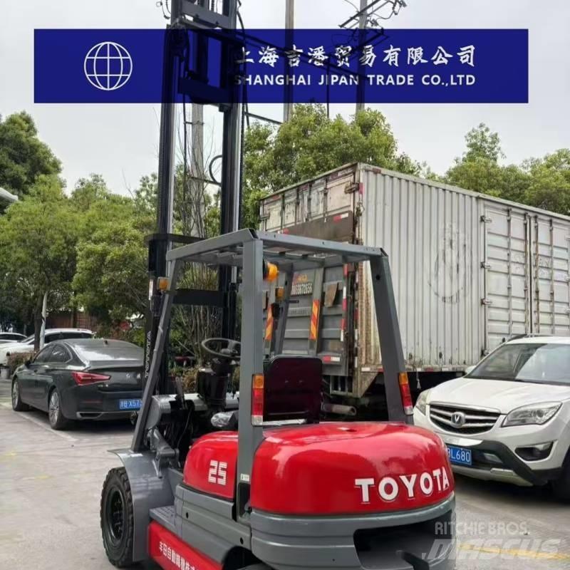Toyota FD 25 Diesel Forklifts