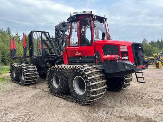 Komatsu 895 Forwarders
