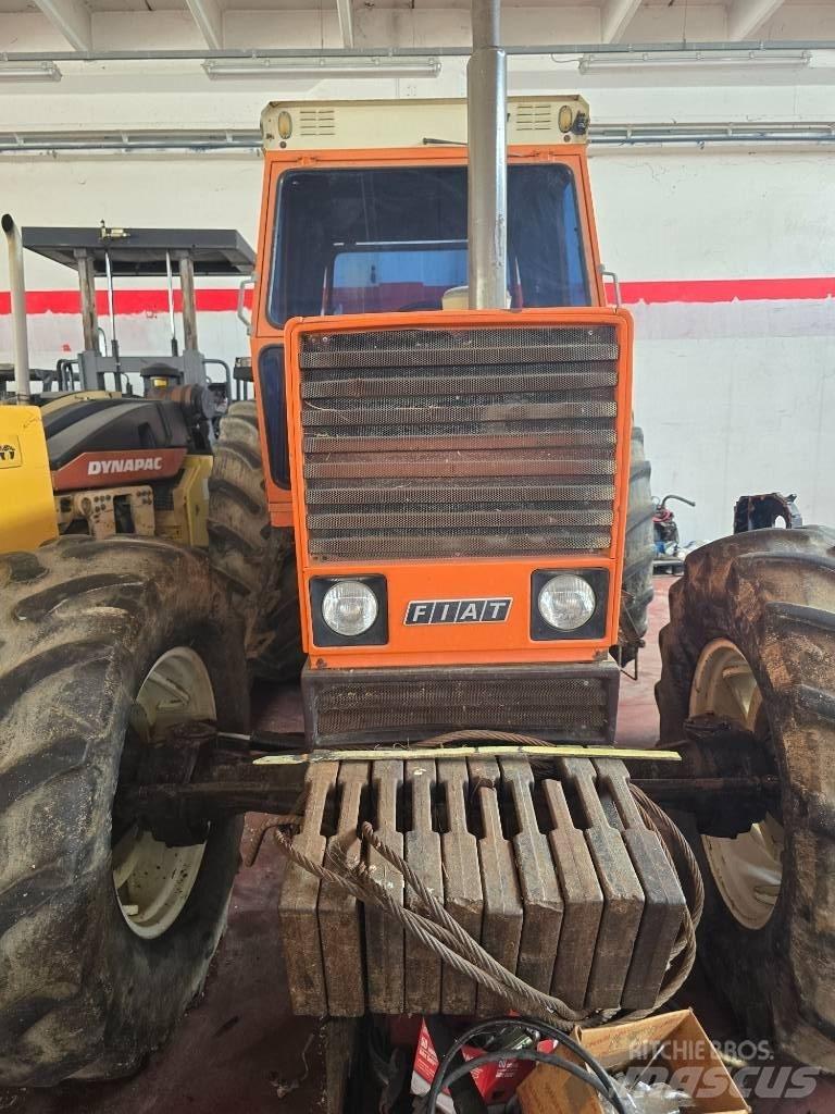 Fiat-Hitachi 1880 DT Tractors
