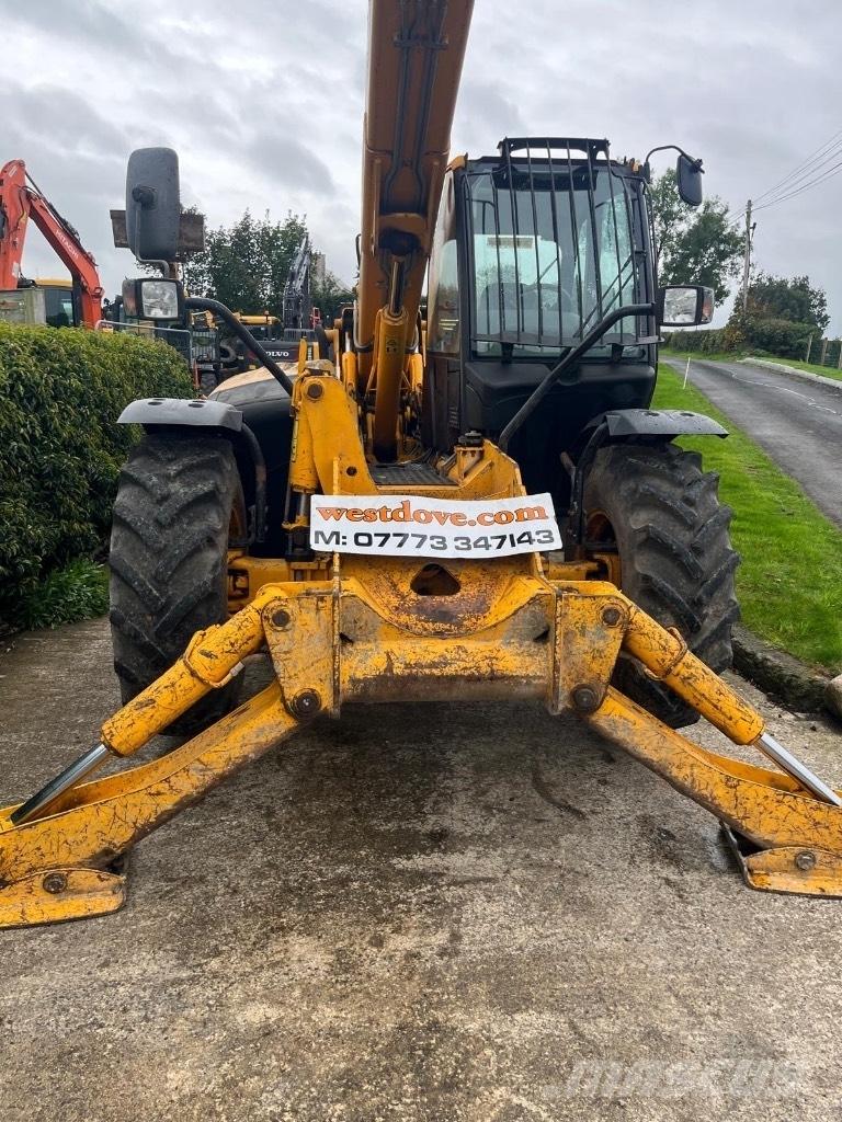 JCB 535-140 Telescopic Handlers