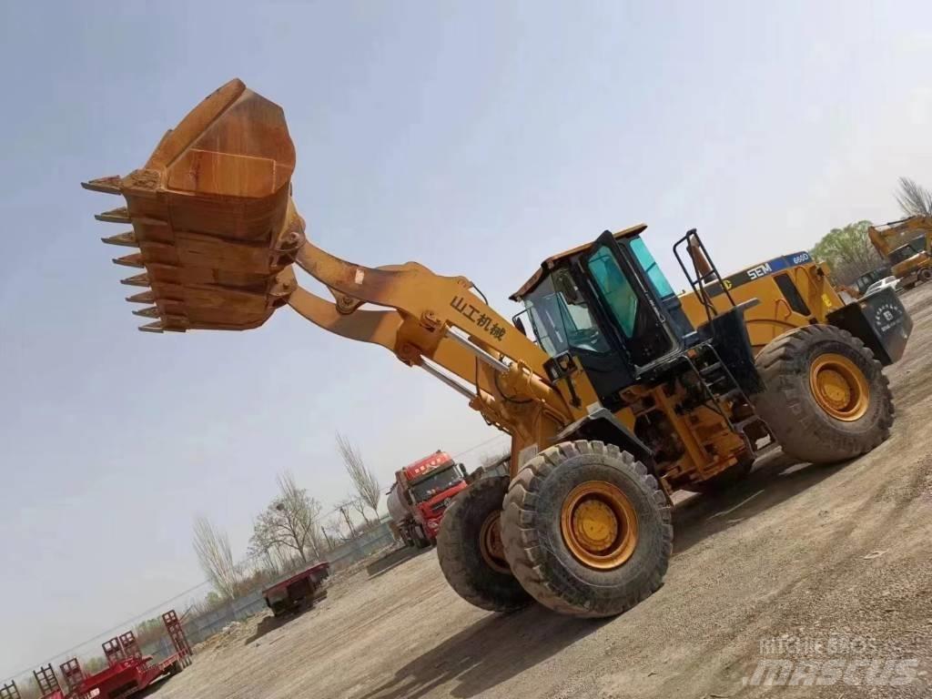 SEM 660D Wheel Loaders