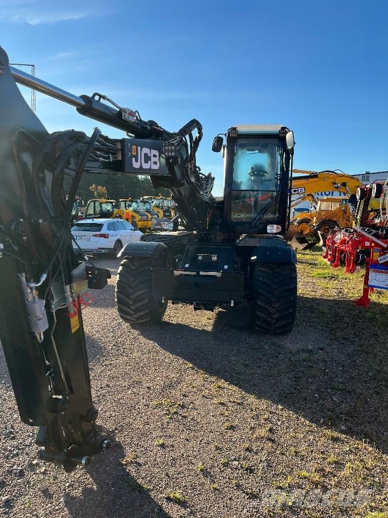 JCB Hydradig 110W Wheeled Excavators