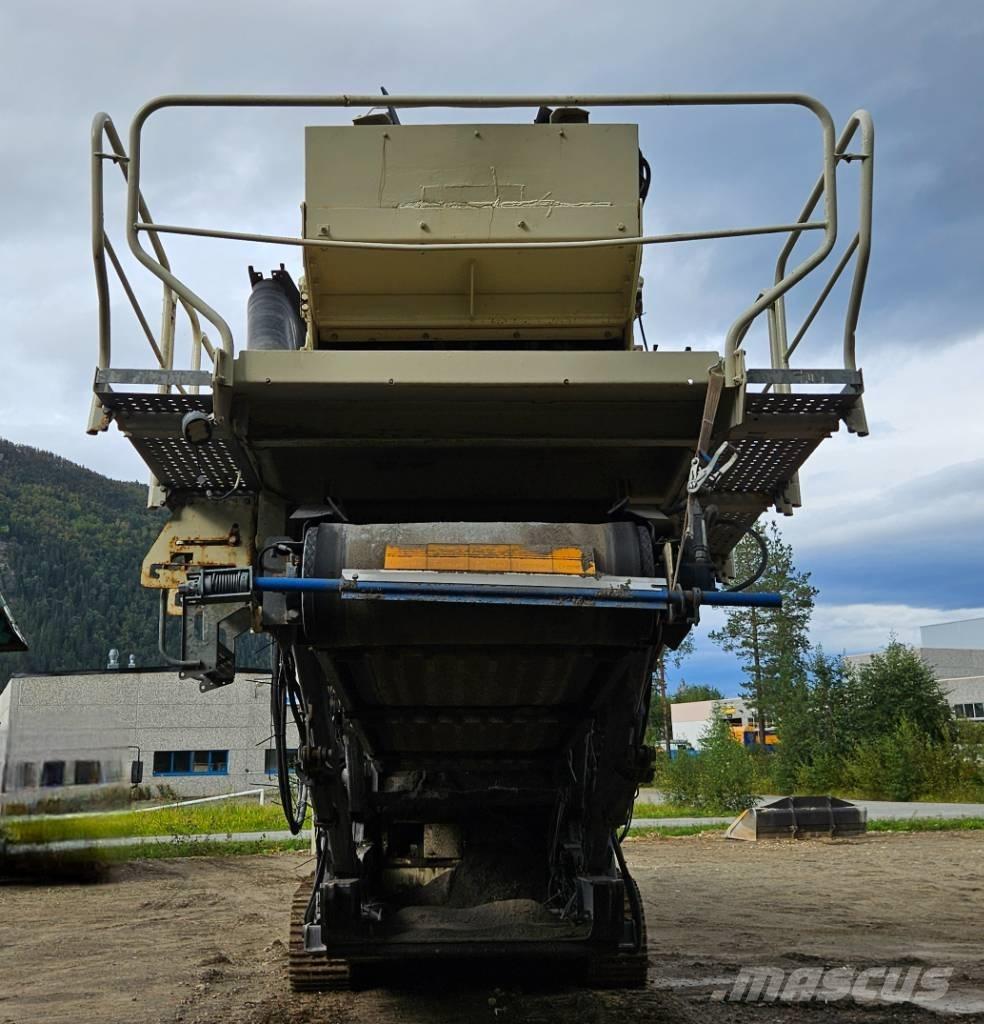 Metso LT 220 D Mobile crushers