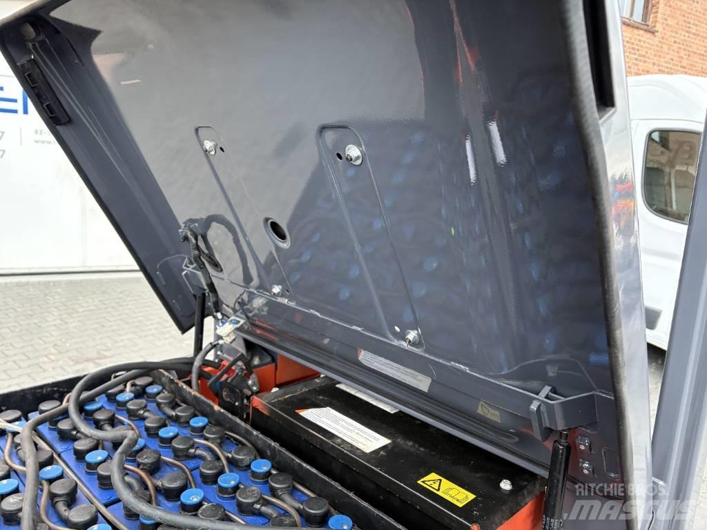 Toyota 8 FBMKT 20 Electric Forklifts