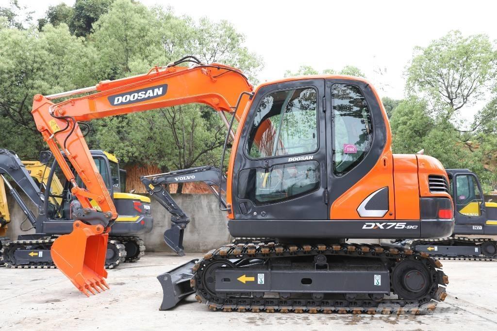 Doosan DX 75-9 C Mini Excavators <7t (Mini Diggers)