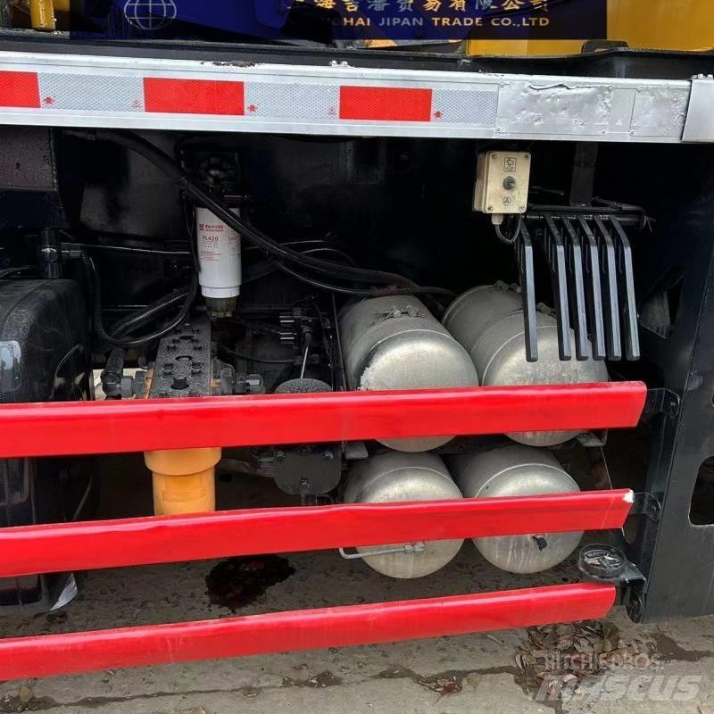 Sany STC 800S Mobile and all terrain cranes
