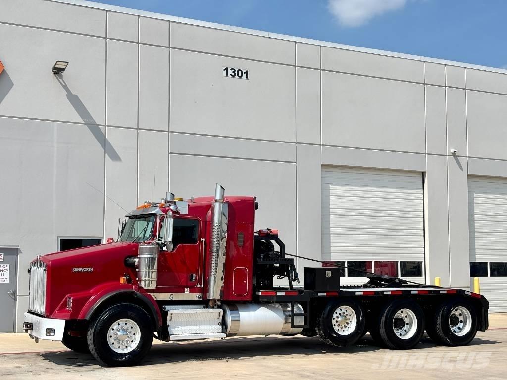 Kenworth T 800 Tow Trucks / Wreckers